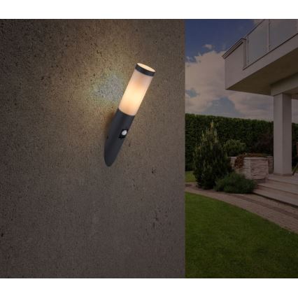 Globo - Iluminação de parede exterior com sensor 1xE27/15W/230V IP44
