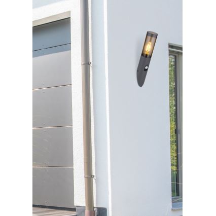 Globo - Iluminação de parede exterior com sensor 1xE27/15W/230V IP44