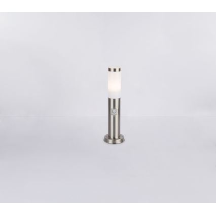 Globo - Candeeiro de exterior com sensor 1xE27/60W/230V IP44