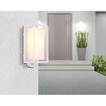Globo - Iluminação de parede exterior com sensor 1xE27/60W/230V IP44 branco