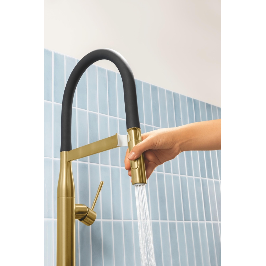 GROHE 30294GN0 - Misturadora de cozinha ESSENCE dourada