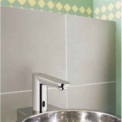 GROHE 36269000 - Misturador electrónico para lavatório EUROECO COSMOPOLITAN E 107 mm cromado