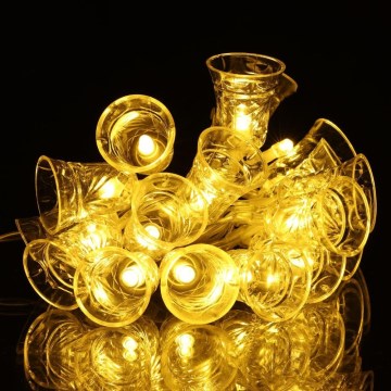 Guirlanda LED 20 LEDs — alimentada por 3x pilhas AA, luz branco quente, 2,2 m, com sininhos decorativos