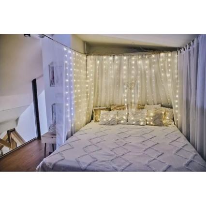 Guirlanda LED para exterior 300xLED/8 funções 5,9 m IP44 branco quente