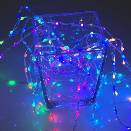 Guirlanda LED RGB / 10 W / 5 V / 10 m / USB + comando remoto