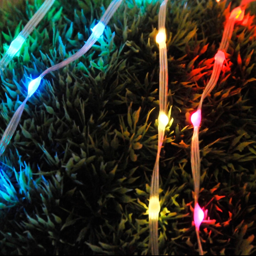 Guirlanda LED RGB / 10 W / 5 V / 10 m / USB + comando remoto