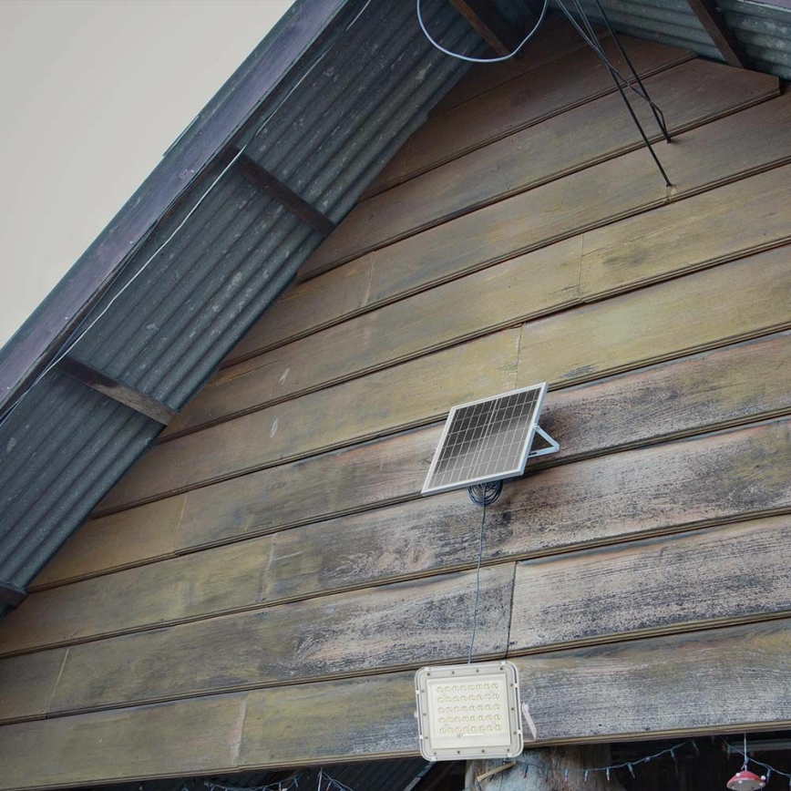 LED Exterior regulação solar holofote LED/10W/3,2V IP65 4000K 6000 mAh branco + comando