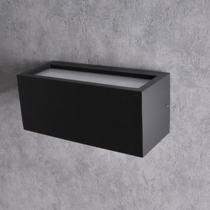 Iluminação de parede exterior TOKIO 1xE27/12W/230V IP54