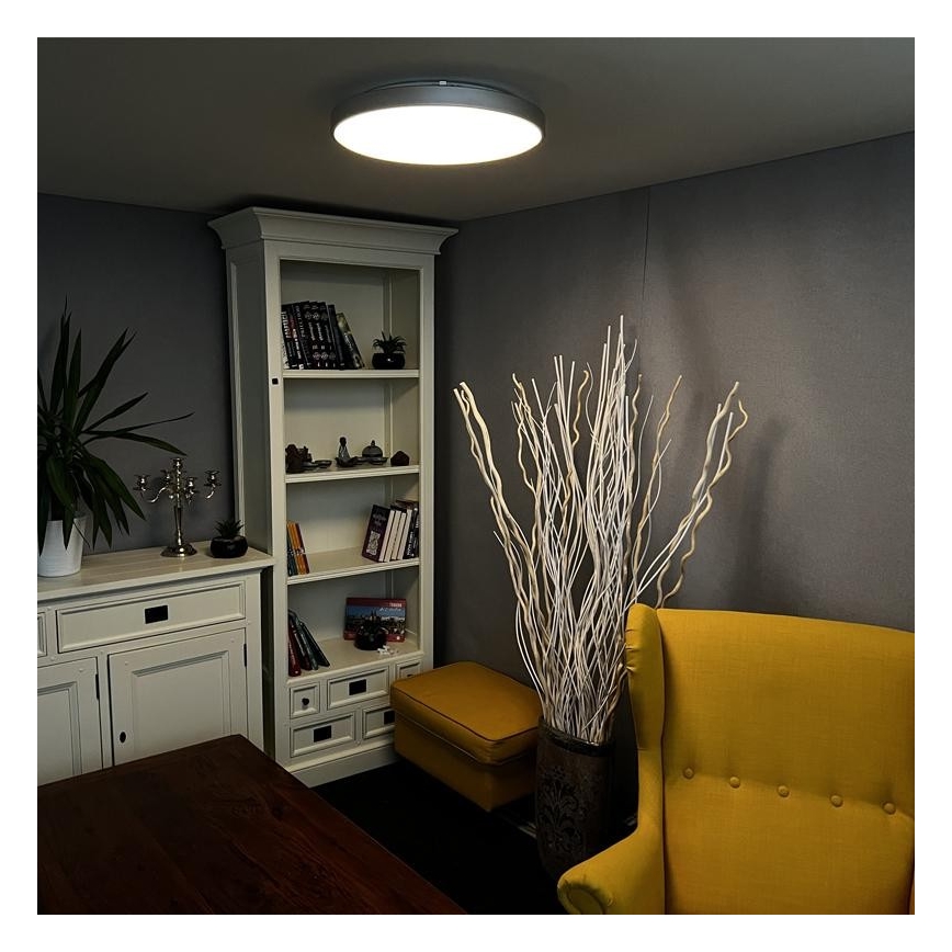 Iluminação de teto LED com regulação LED/48W/230V 2700-6500K Wi-Fi Tuya + controlo remoto