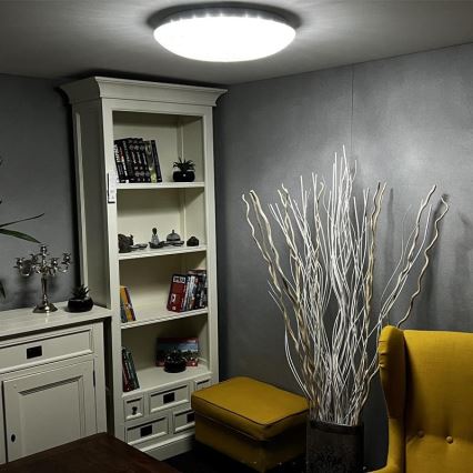 Iluminação de teto LED com regulação LED/48W/230V 2700-6500K Wi-Fi Tuya + controlo remoto