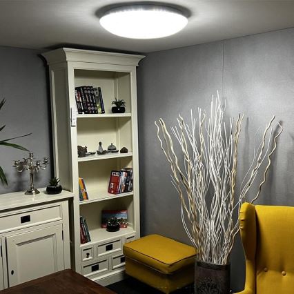 Iluminação de teto LED com regulação LED/48W/230V 2700-6500K Wi-Fi Tuya + controlo remoto