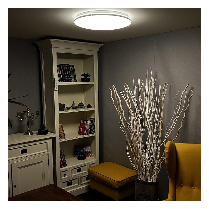 Iluminação de teto LED com regulação LED/48W/230V 2700-6500K Wi-Fi Tuya + controlo remoto