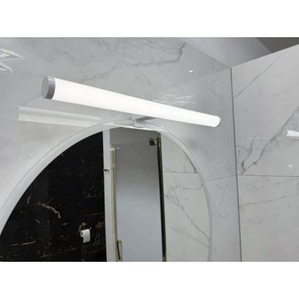 Iluminação LED para espelho de casa de banho 12W/230V 59,5 cm IP44 branca