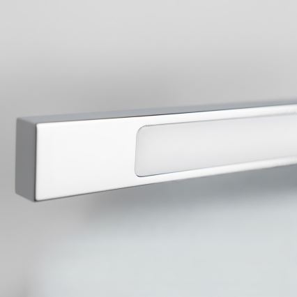 Iluminação LED para espelho de casa de banho KLIMT LED/8W/230V 3000/4000/6000K 40 cm IP44 cromado brilhante