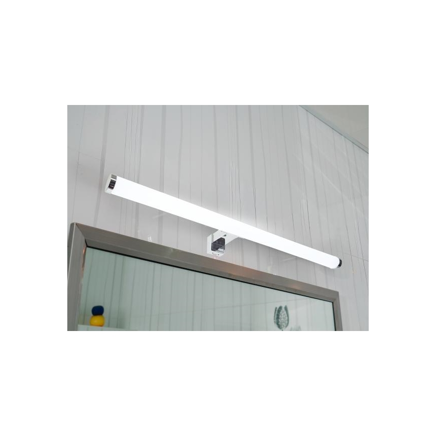 Iluminação LED para espelho de casa de banho LED/12W/230V 59,5 cm IP44 cromado brilhante