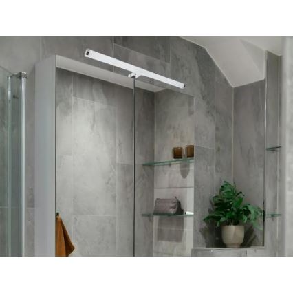 Iluminação LED para espelho de casa de banho LED/12W/230V 59,5 cm IP44 cromado brilhante