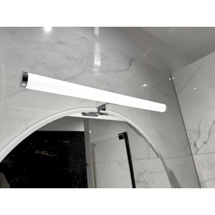 Iluminação LED para espelho de casa de banho LED/12W/230V 59,5 cm IP44 cromado brilhante