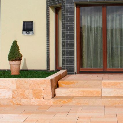 Candeeiro de parede solar LED com sensor de movimento e anoitecer TRANSFORMER LED/7W/3,7V IP65 + comando