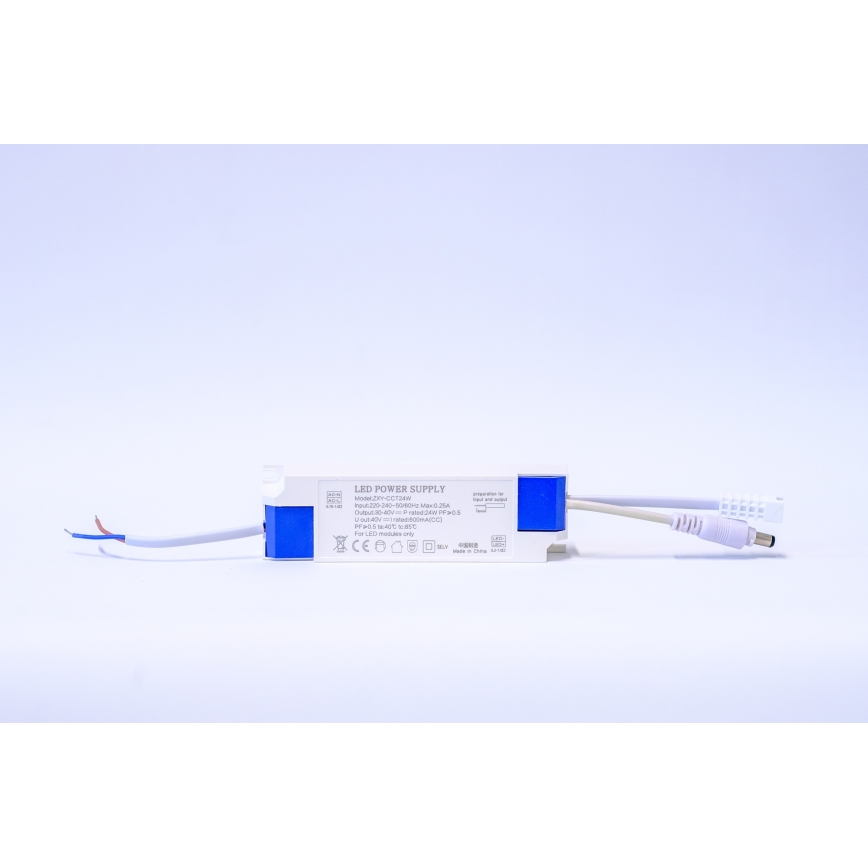 Iluminação embutida de casa de banho LED LED/24W/230V 2700-6500K IP44 redonda