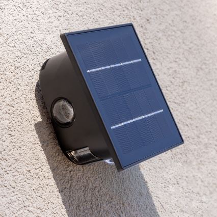 Luminária de parede solar LED com sensor LED/2W/5V IP54 1300 mAh