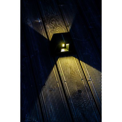 Luminária de parede solar LED com sensor LED/2W/5V IP54 1300 mAh