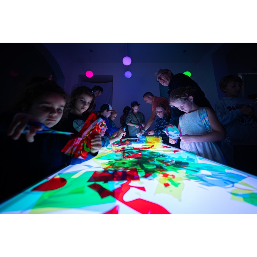 Immax NEO 07745CDO - Pack de 3 Lâmpadas LED RGB+CCT Dimerizáveis E14/6W/230V Tuya Wi‑Fi + comando remoto