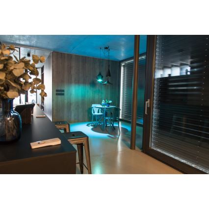 Immax NEO 07745L - Lâmpada LED RGB+CCT dimerizável E14/6W/230V 2700-6500K Wi-Fi Tuya