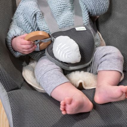 Ingenuity - Espreguiçadeira vibratória para bebé com melodia EVERY SEASON WESLEY 3xC cinza