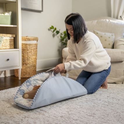 Ingenuity - Tapete de atividades para bebé ELEPHANT MARCH