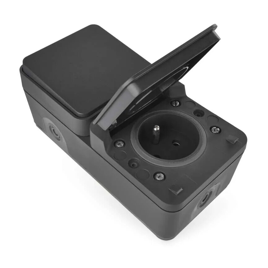 Interruptor doméstico alternado com uma tomada 250V/16A IP55