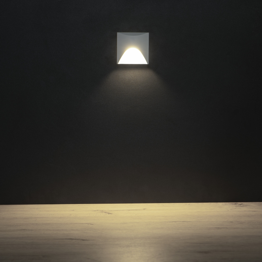 Aplique LED para escadas EXIN LED/2,5W/230V 4000K IP65 branco quadrado