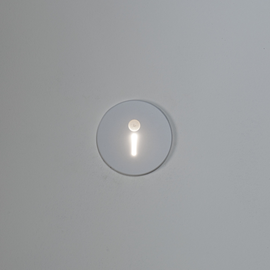 Luminária LED para escadas com sensor de movimento e crepúsculo MAGNIK LED/1,7W/230V 2700/3300/3900/4600/5700K branca e redonda
