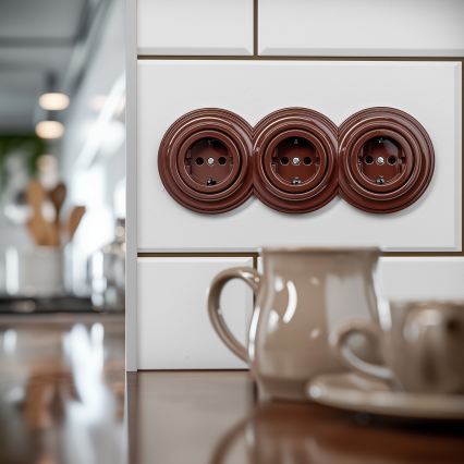 Kliklap - Tomada doméstica retro tripla com moldura SCHUKO 230V castanha