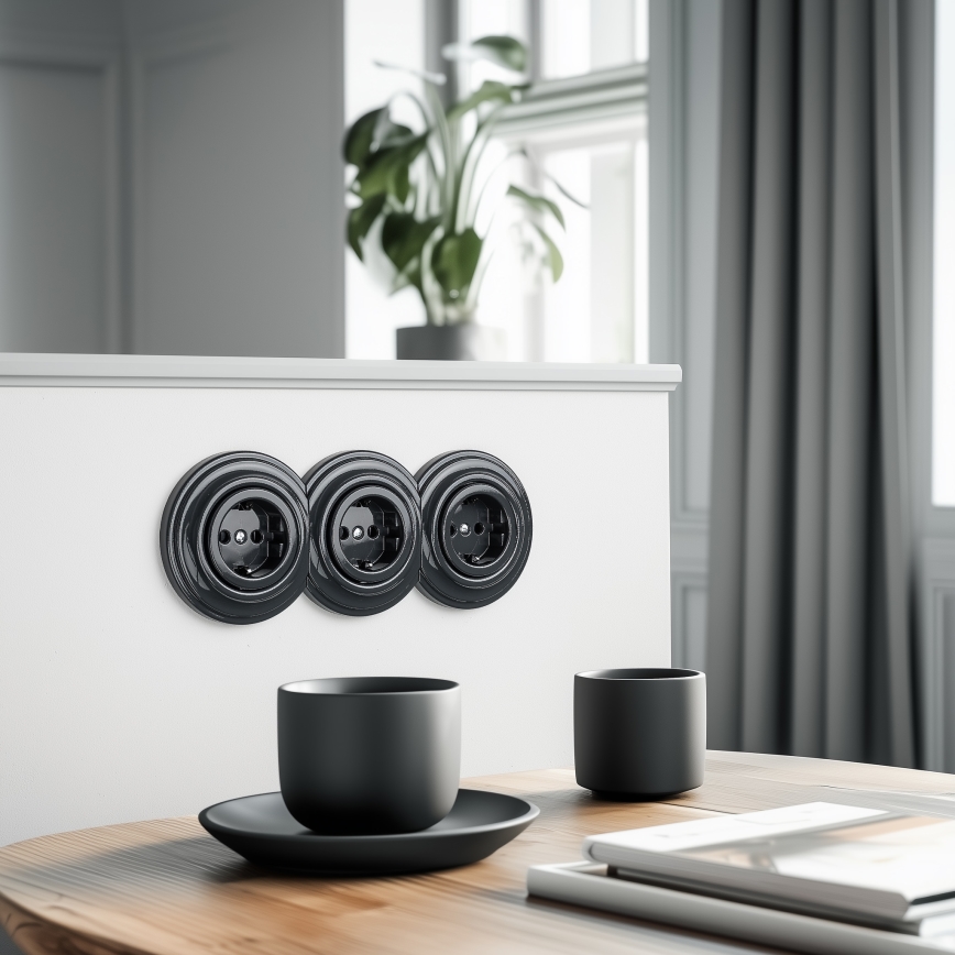Kliklap - Tomada doméstica tripla estilo retro com moldura SCHUKO 230V antracite
