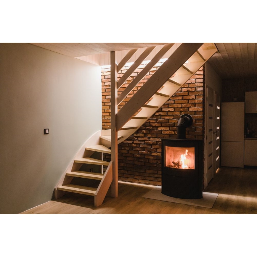 Kratki - Lareira a lenha em aço 10kW 150mm