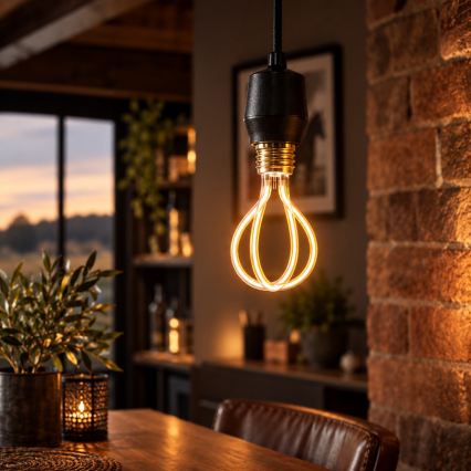 Lâmpada LED BULB E27/8W/230V 2200K