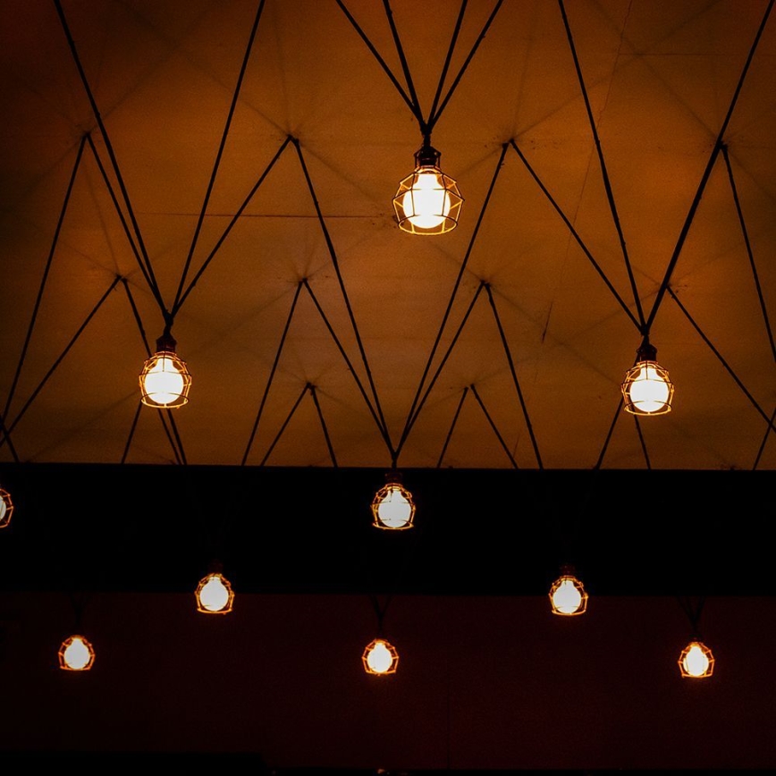 Lâmpada LED FILAMENT G95 E27/6W/230V 3000K