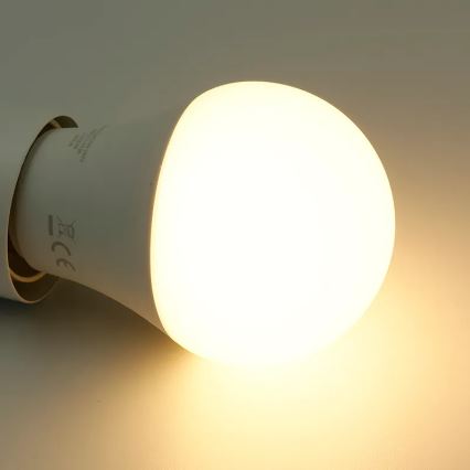 Lâmpada LED RGBW com regulação A60 E27/9W/230V 2700-6500K Wi-Fi Tuya