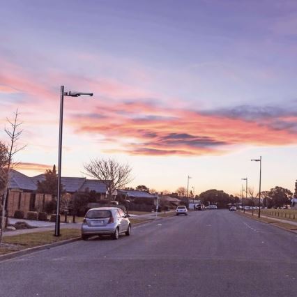 Luminária de Rua Solar LED com Sensor LED/40W/9,6V IP65 6000K 12000 mAh + controlo remoto