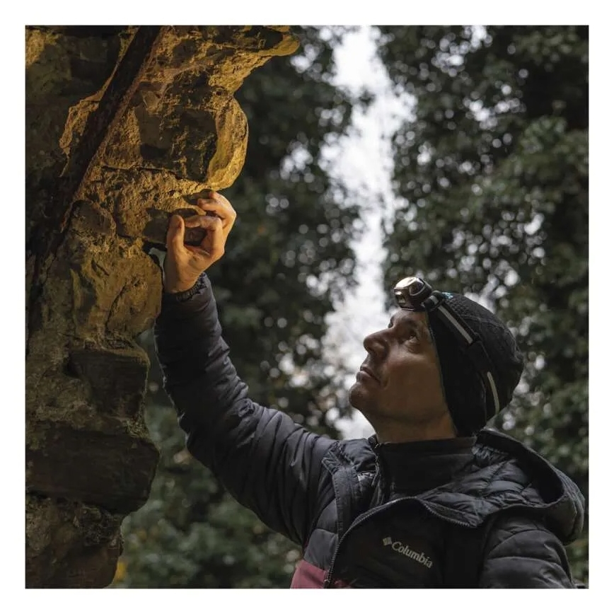 Lanterna frontal recarregável LED/USB 1200 mAh