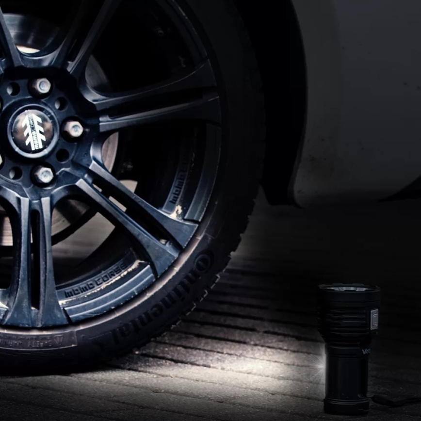 Lanterna LED com regulação LED/5V IPX4 600 brilhante 1200 mAh