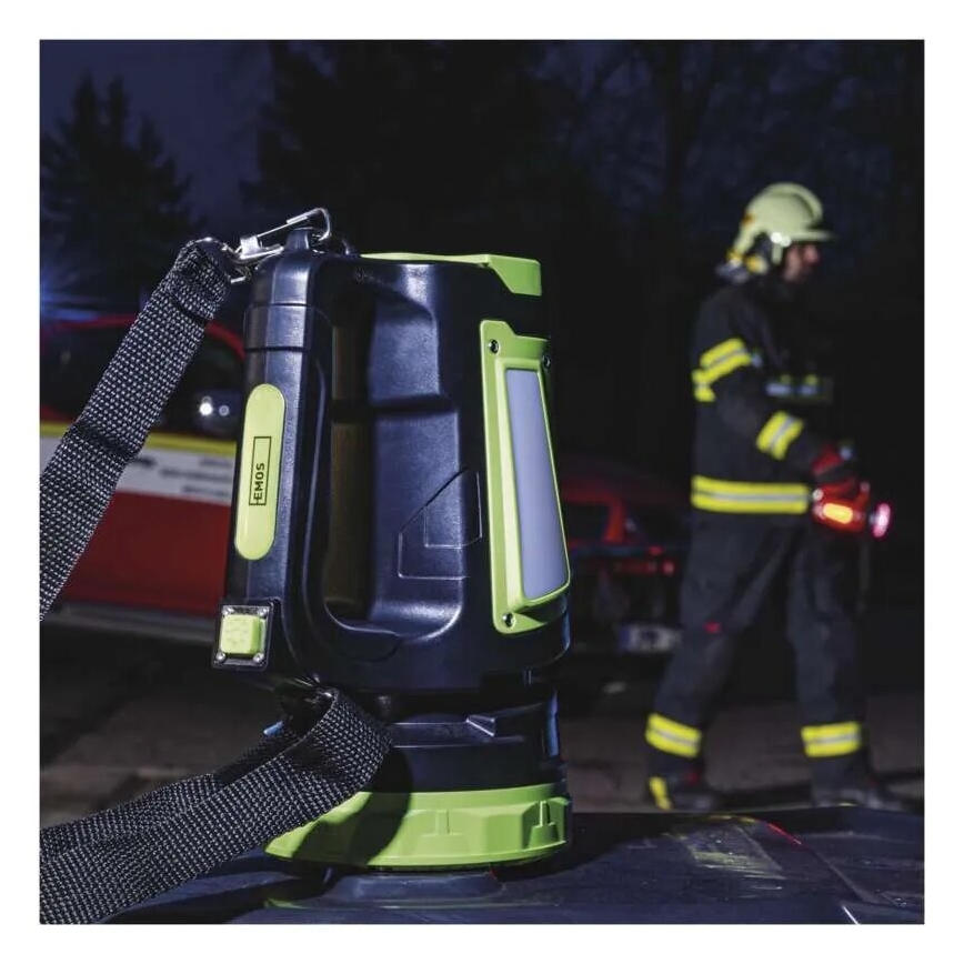 Lanterna recarregável LED LED/3,7V IP44 850 lm 8000mAh