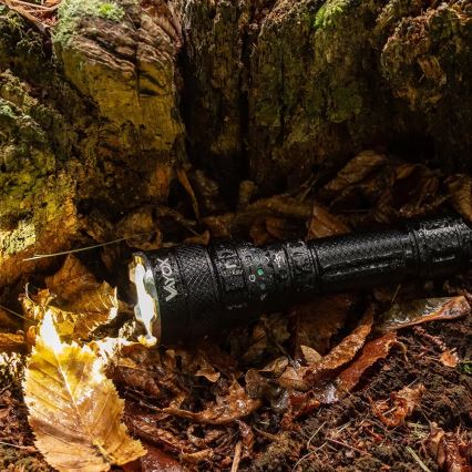 Lanterna recarregável LED RGBW dimmerizável LED/15W/5V IP66 1500 lm 2000 mAh