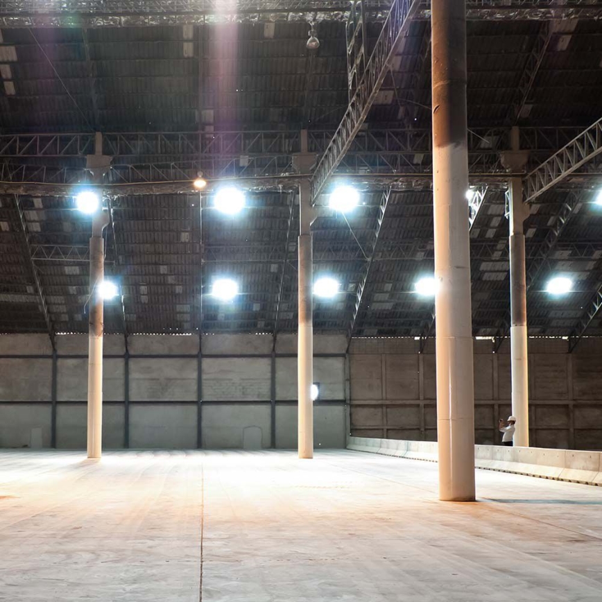 Luminária Industrial LED High Bay LED/100W/230V IP65 4000K