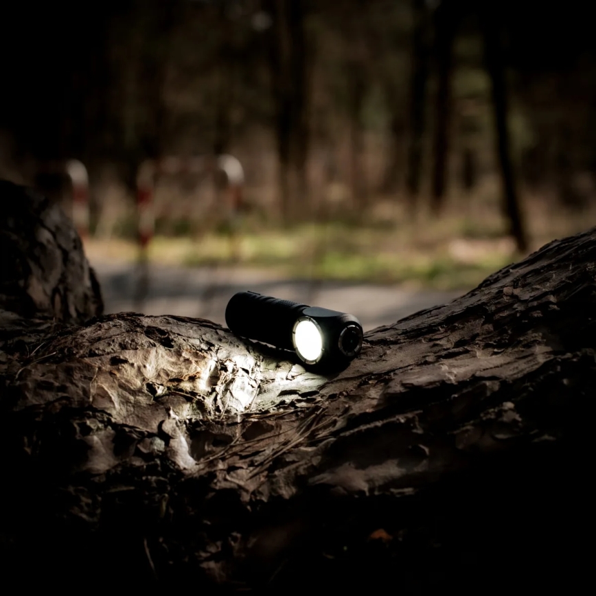 Lanterna frontal recarregável LED regulável com luz vermelha 3 em 1 LED/10W/5V IP66 500 lm 800 mAh