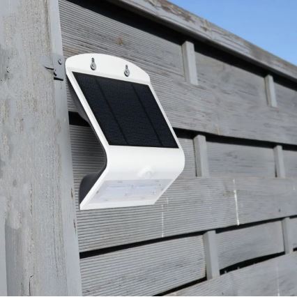 Luminária de parede solar LED com sensor LED/3W/3,7V 3000/4000K IP65 2000 mAh branca