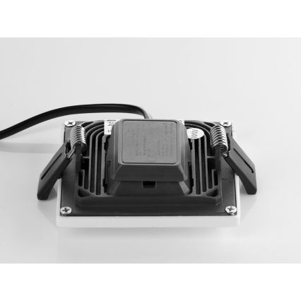 LED2 - Iluminação embutida de casa de banho LED SLIM LED/10W/230V IP43 CRI 90