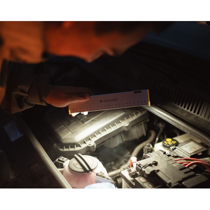 Ledlenser AF2R - Lanterna de trabalho recarregável LED com regulação de brilho IP54 1000 lm 50 h 4810 mAh