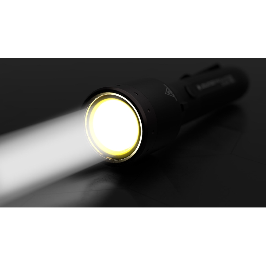 Ledlenser P9R Core - Lanterna recarregável LED regulável / 4800 mAh IP68 1000 lm 20 h