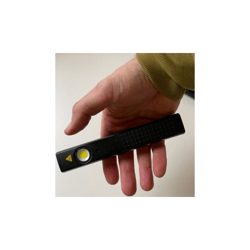 Ledlenser W4R - Lanterna de trabalho recarregável com LED e ajuste de brilho LED/760 mAh IP54 220 lm